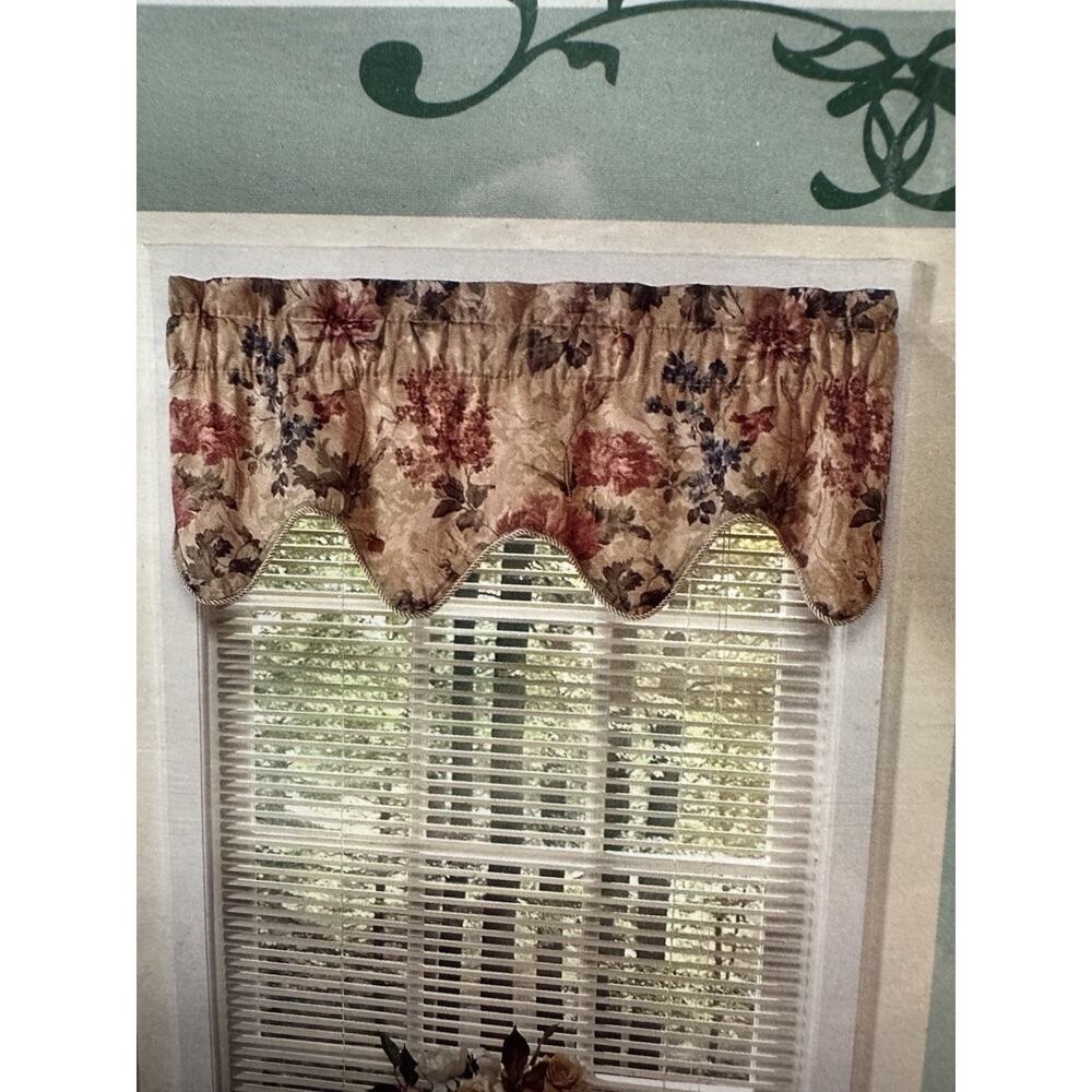 X4 Vintage Valance Curtain Set Tapestry Floral Morning Walk T Victoria 52”x17”